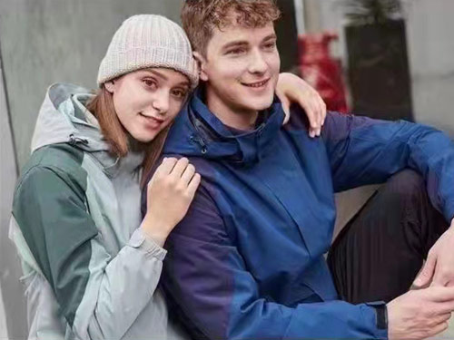 衣柜里全是商務男士襯衣？兩種衣服教你告別白襯衫。